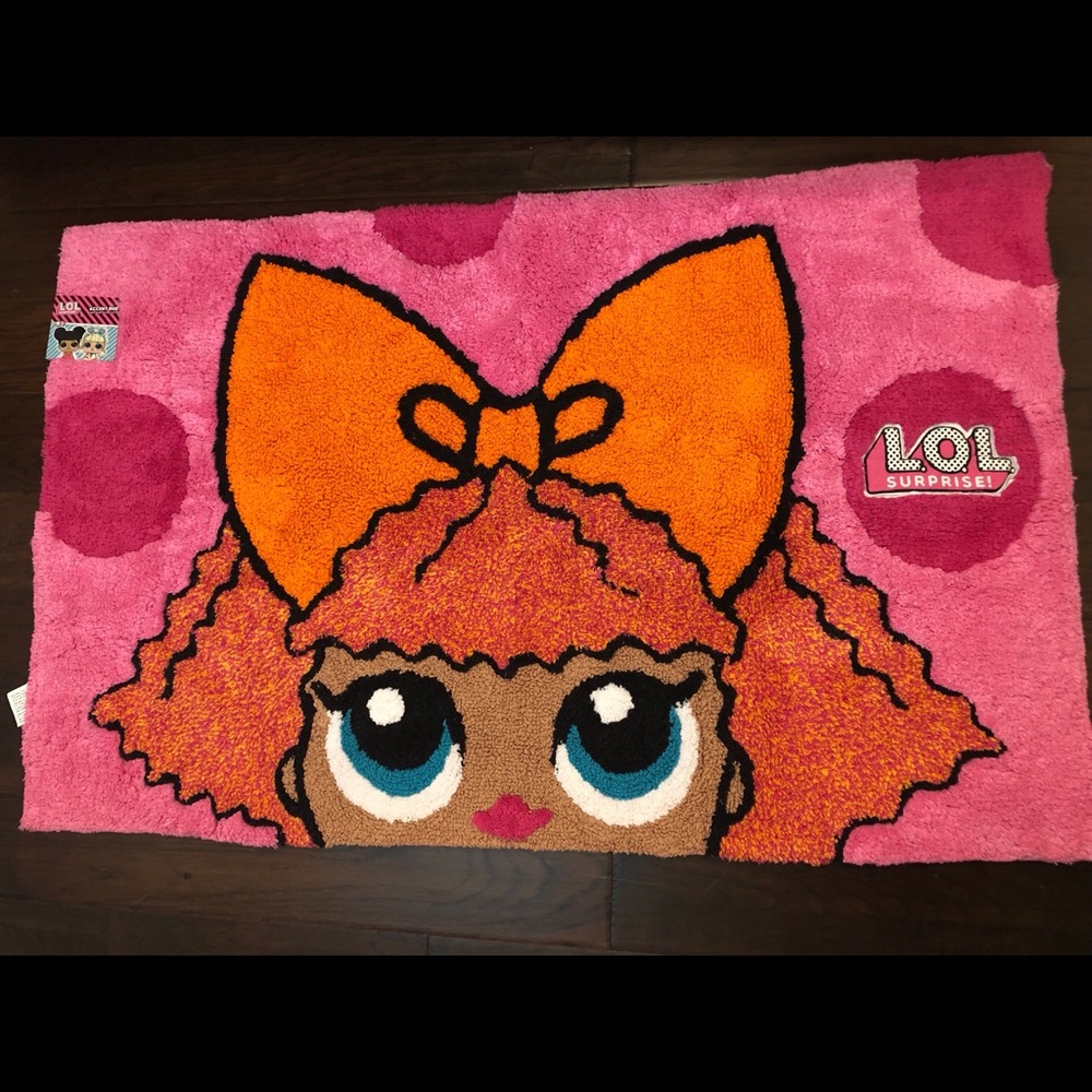 LOL Surprise! Accent Rug - Picture 9 of 11